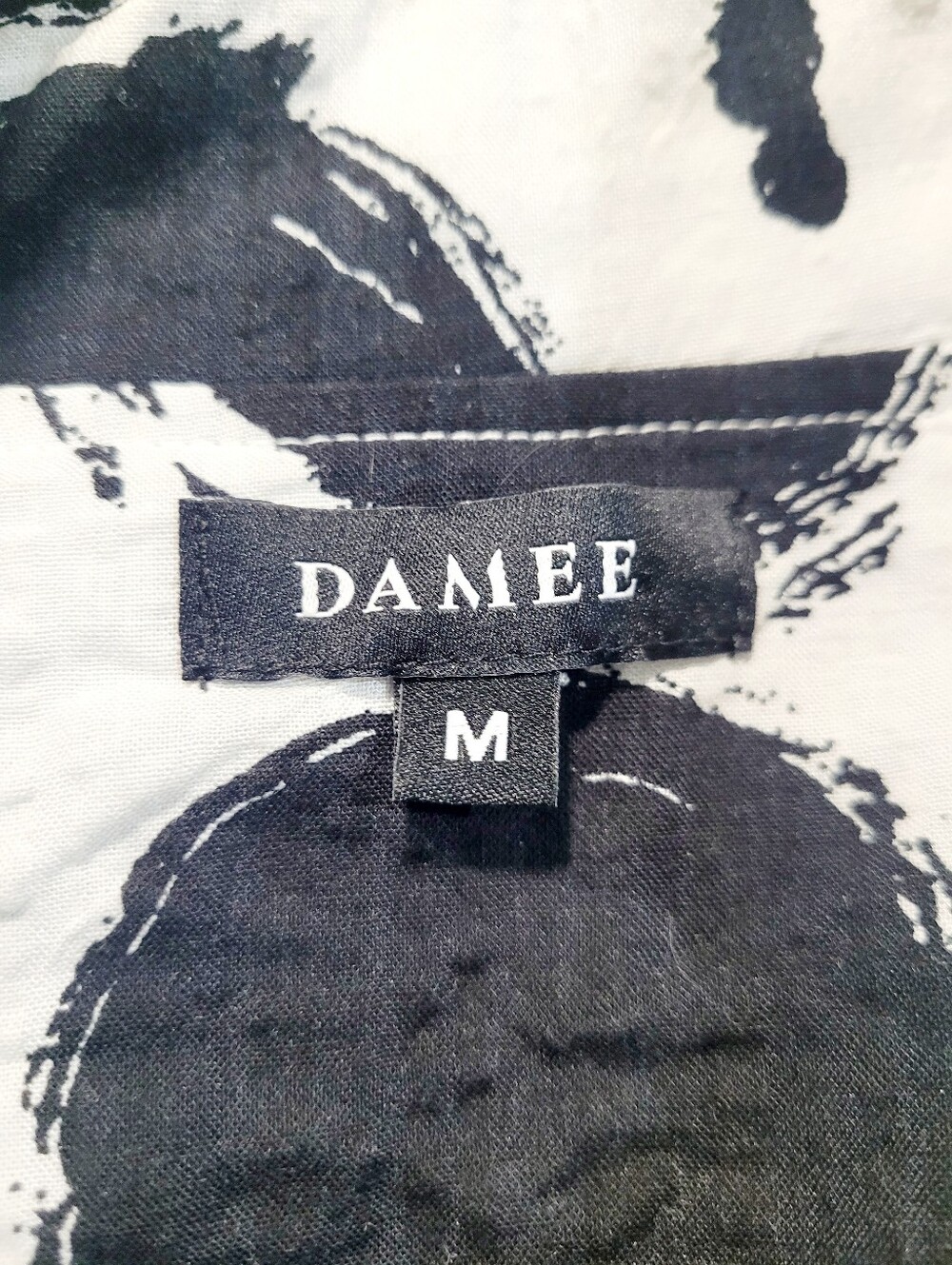 Damee Tunic Top Medium Black White Polka Dot Textured Art To Wear Jacket Shirt - Picture 6 of 12